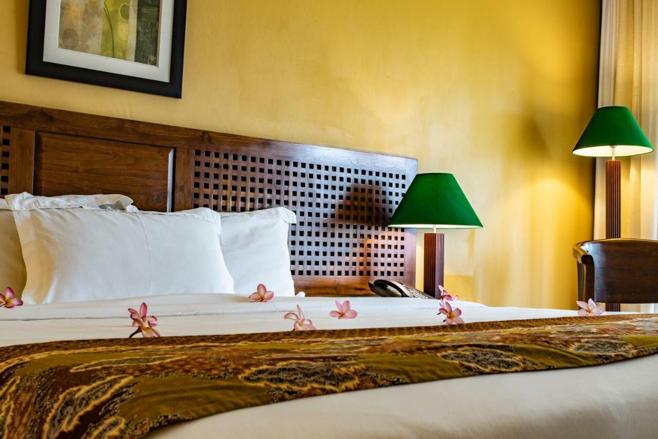 Aanari Hotel & Spa- Mauritius Flic en Flac Exterior photo